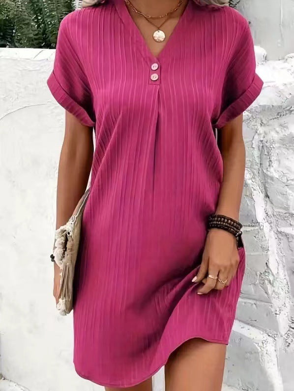 Robe Décontractée à Col V – Élégance Simple pour Tous les Jours